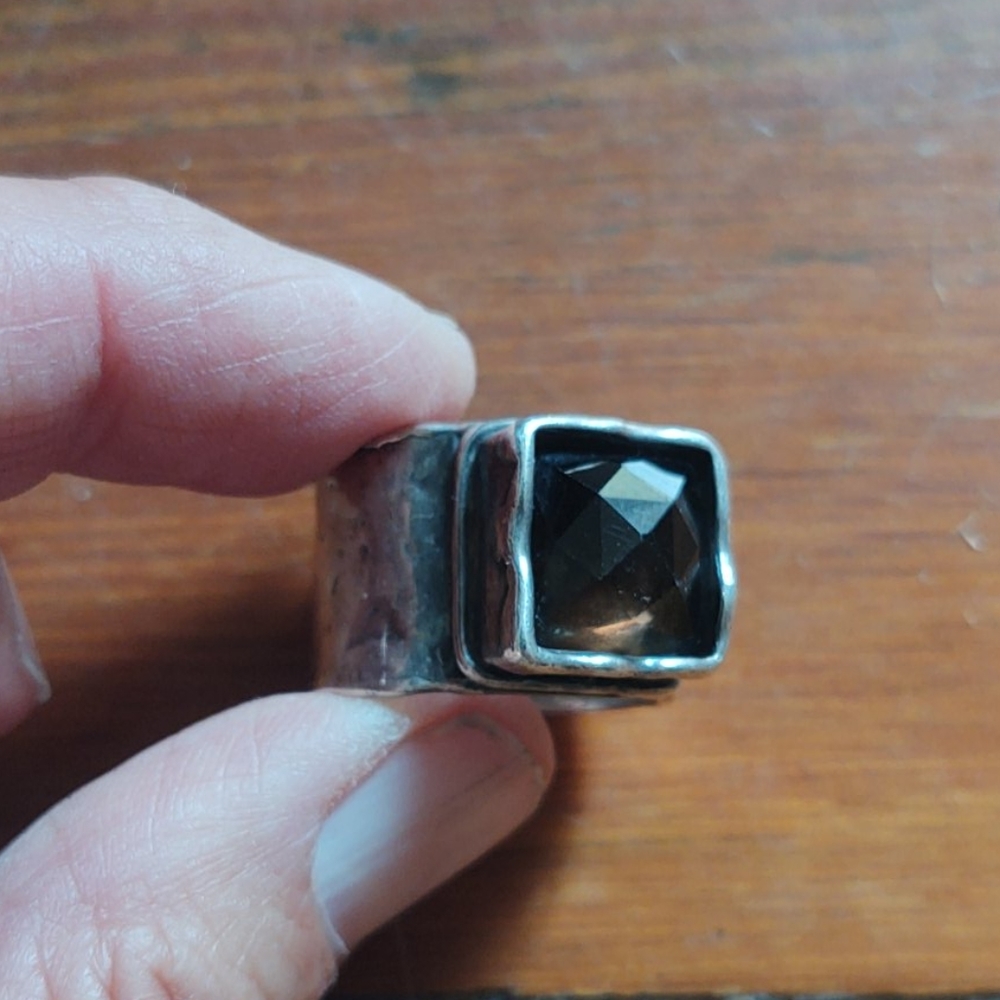Ring